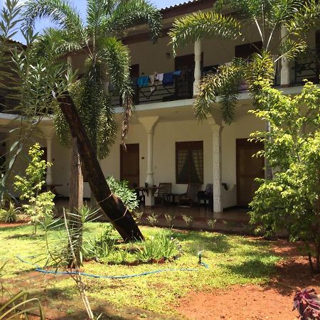 French Garden Resort Uppuveli Exteriör bild
