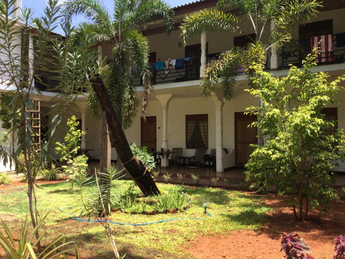 French Garden Resort Uppuveli Exteriör bild