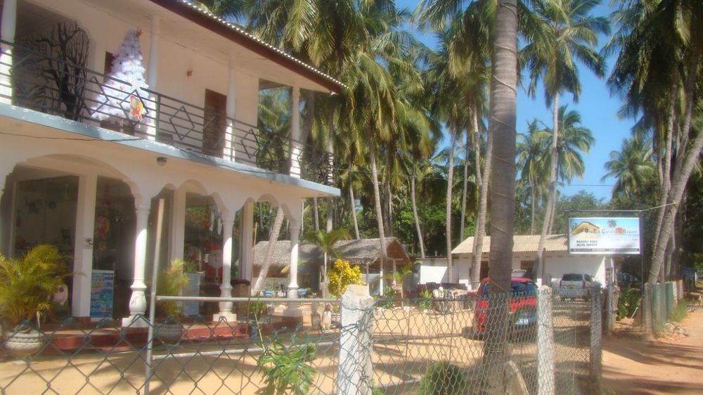 French Garden Resort Uppuveli Exteriör bild